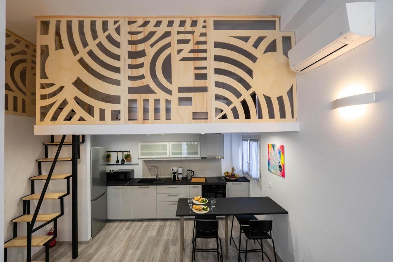 Apartment 1 *